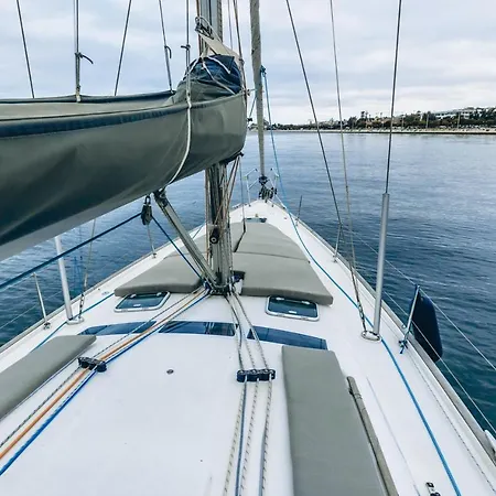 Πλωτό κατάλυμα Bboats *